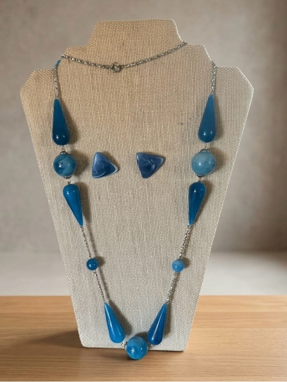 Blue Teardrop & Bead Necklace and Earring Set